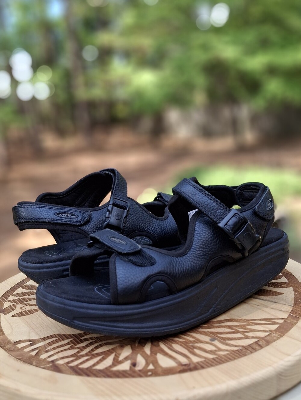 MBT Kisumu 3S Women's Black Leather Swiss Made Rocker Bottom Sandals Size 8.5